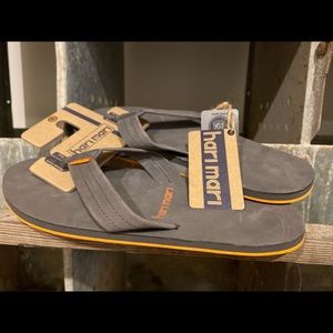 hari mari flip flops